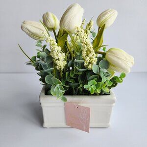 NWT 10 IN Tall Tulip Arrangement Real Touch Artificial Centerpiece Floral Decor